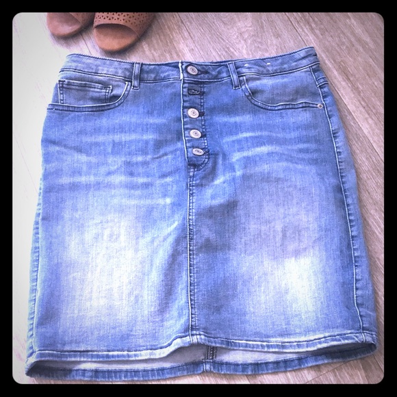 denim skirt size 12